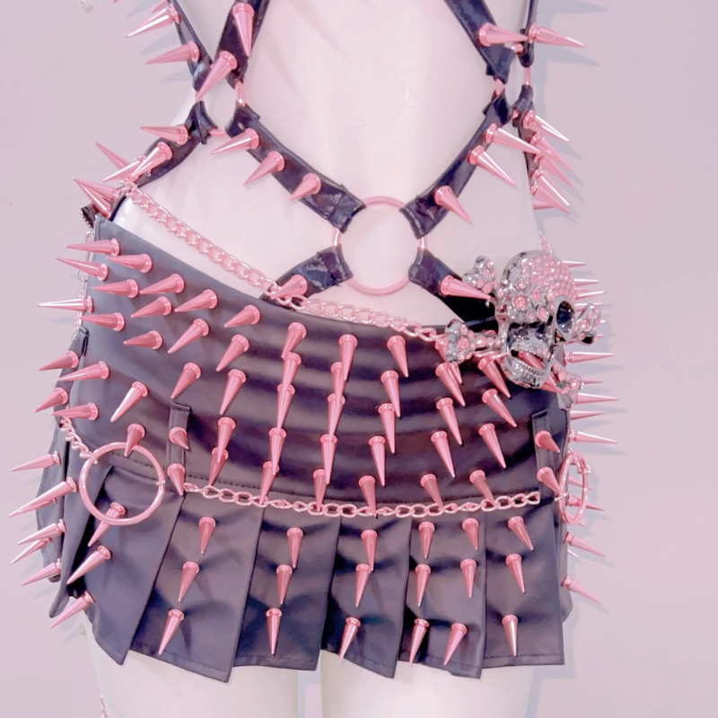 Hollow out rivet applique o ring pleated mini skirt set | Festival Outfits Women