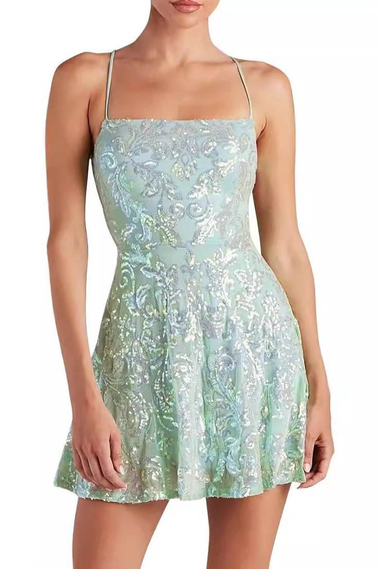 Minivestido sin mangas con tirantes de lentejuelas