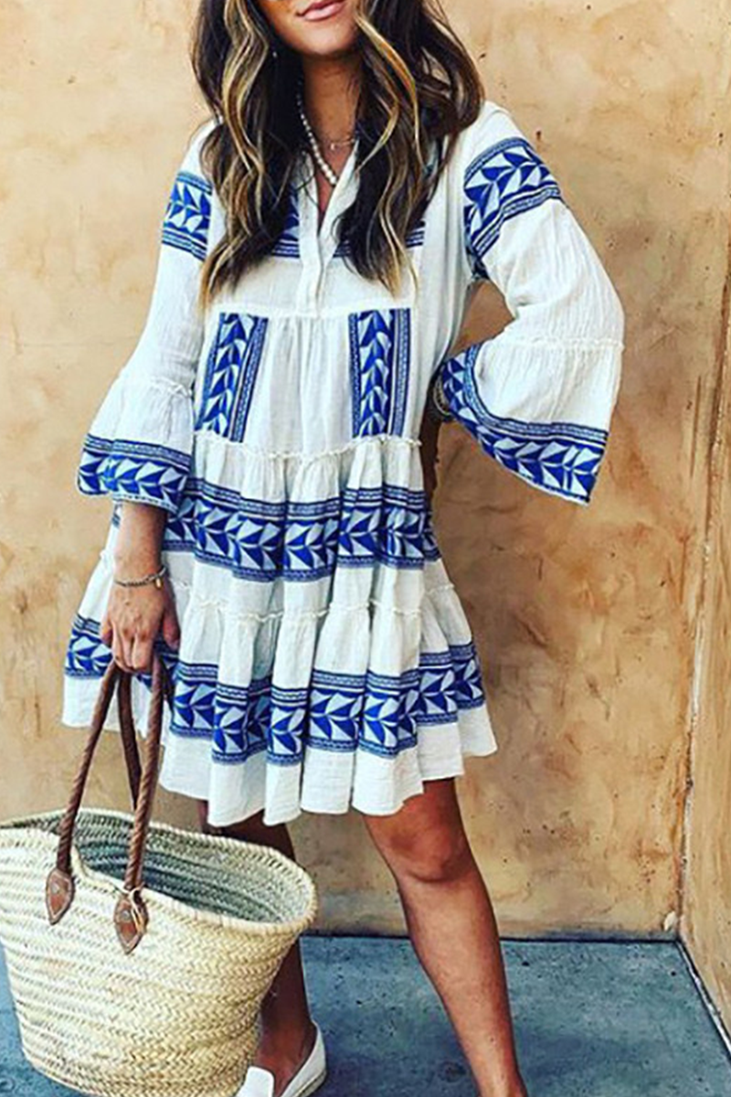 Vestidos casuales con estampado de pastel, escote en V y abertura en la parte superior