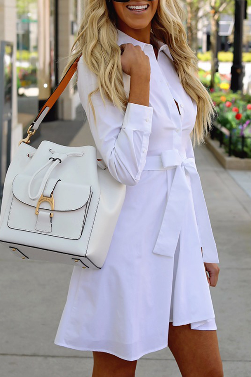 Vestido camisero informal de cuello vuelto con parches sólidos