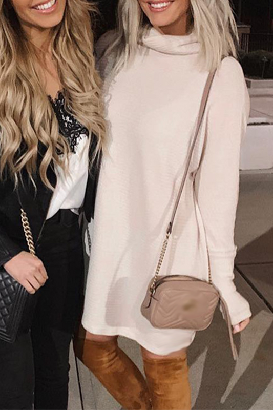 Vestidos casuales lisos de cuello alto con parches