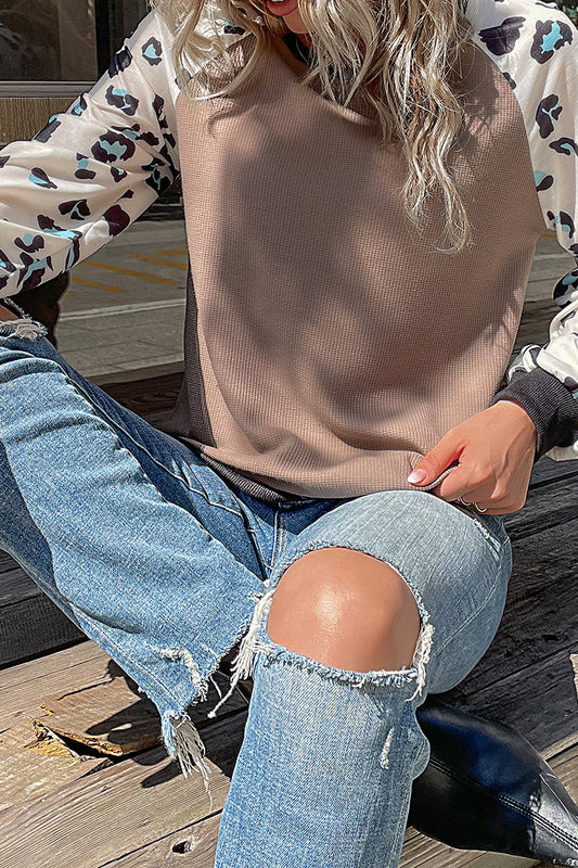 Tops casuales de cuello redondo con patchwork de leopardo