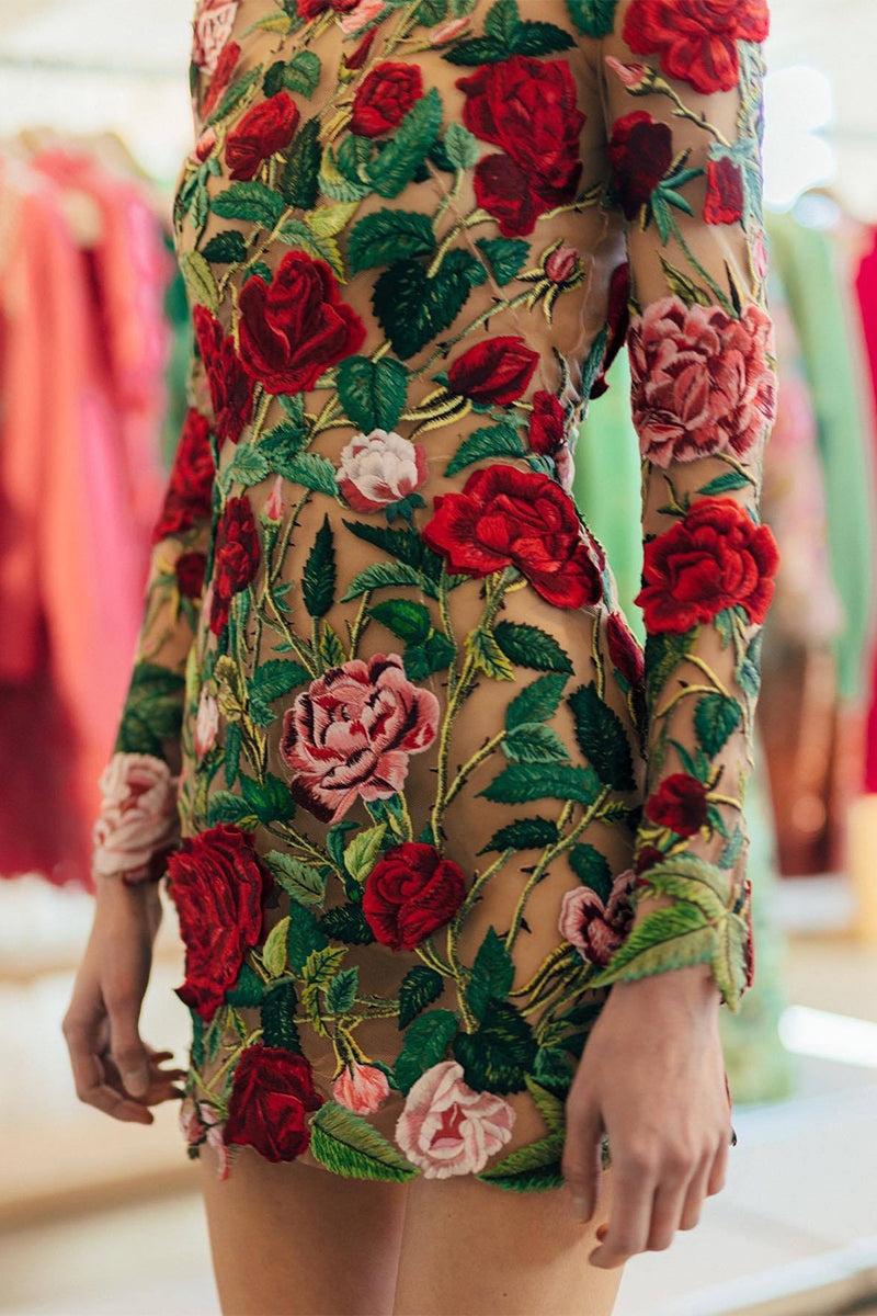 Vestidos sexys y elegantes con bordado de patchwork y cuello alto, falda cruzada