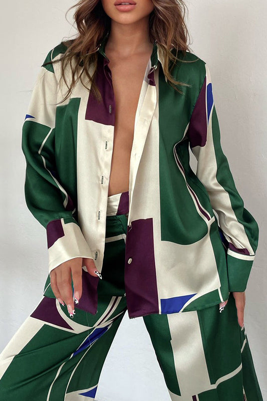 Conjunto de dos piezas informal de manga larga con cuello vuelto y estampado geométrico