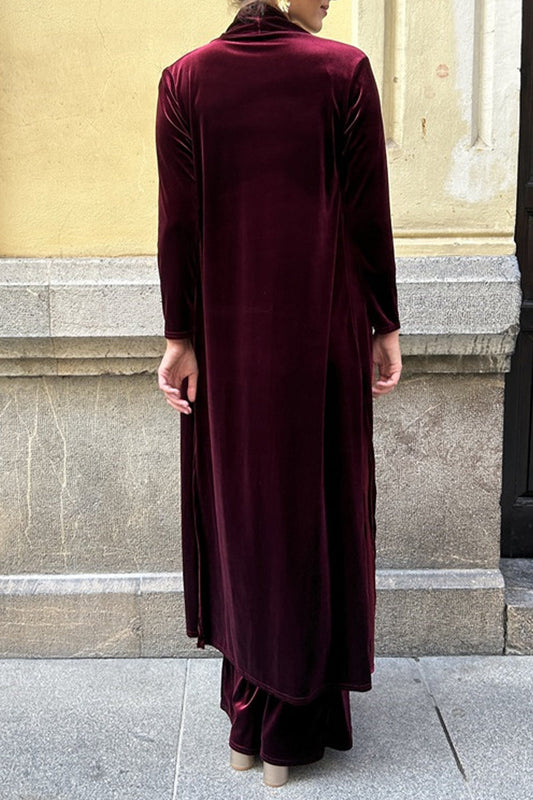 Cárdigan informal de dos piezas con cuello alto y abertura en un solo color y manga larga