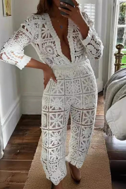 Conjunto de dos piezas sexy de manga larga con escote en V y flores ahuecadas con gancho sólido