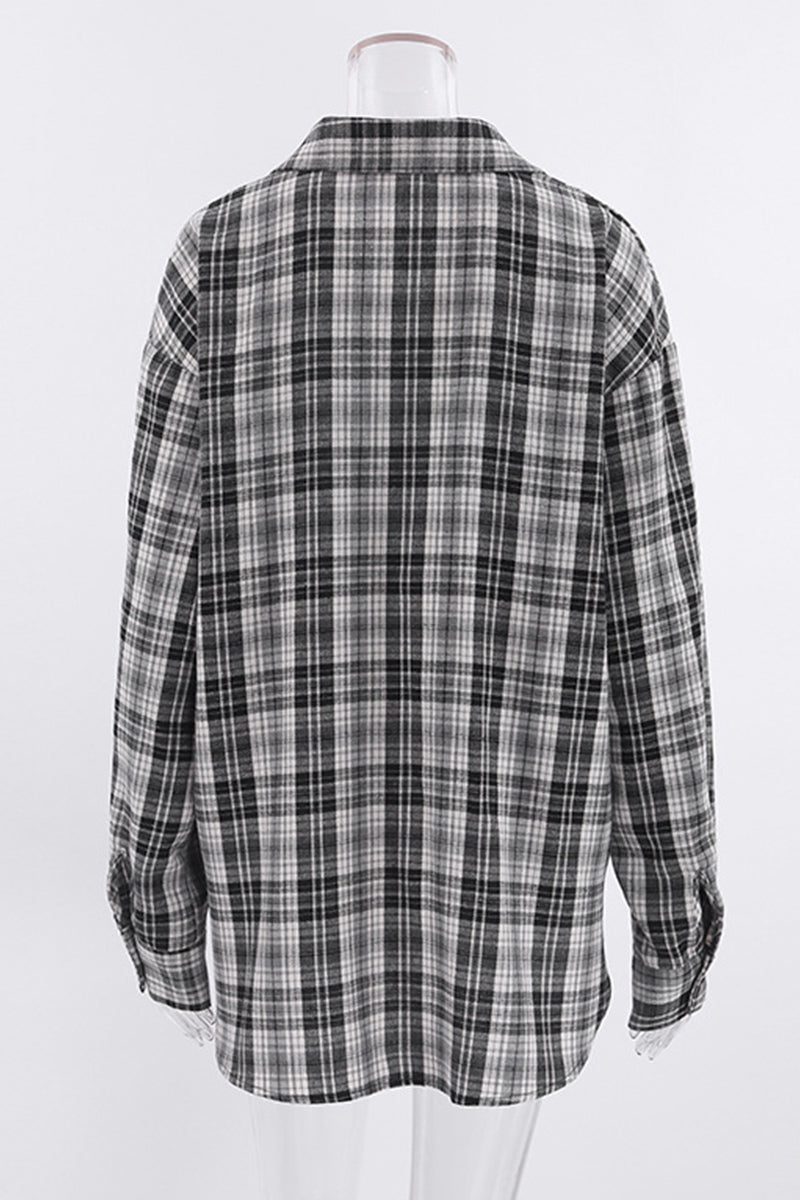 Tops casuales con cuello vuelto en contraste a cuadros