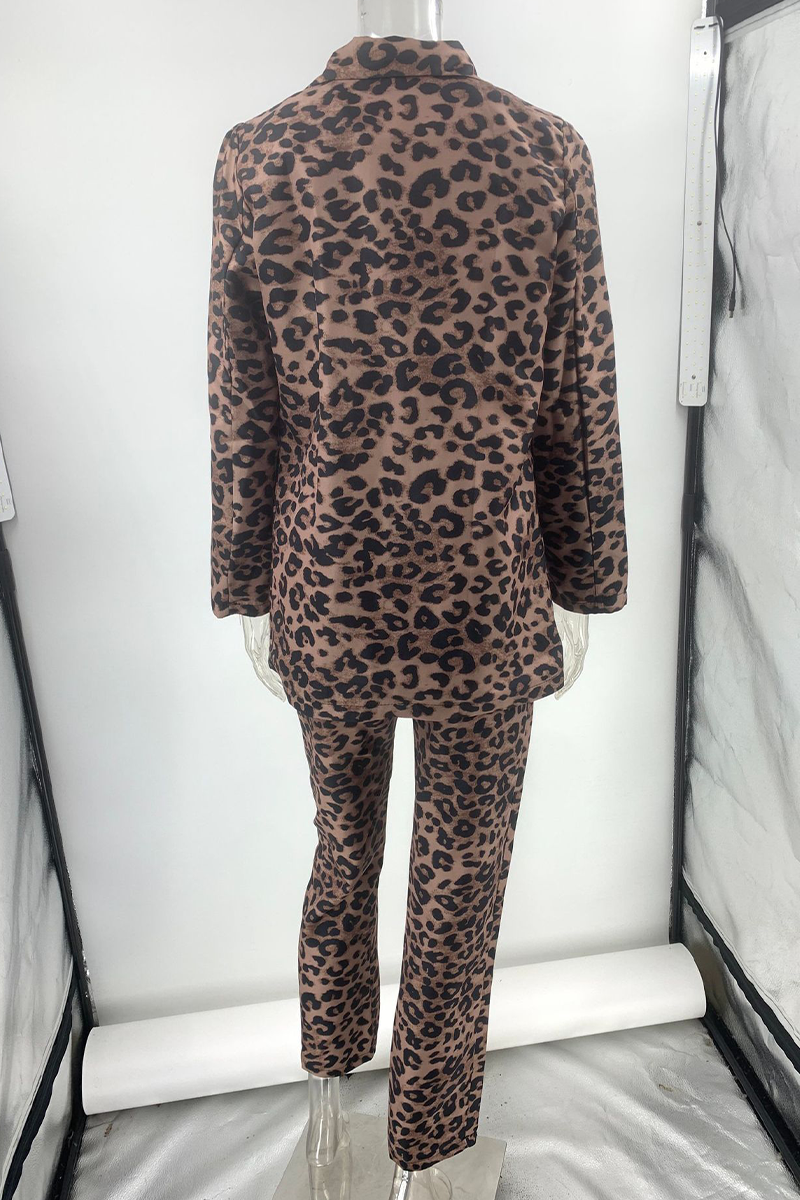 Conjunto informal de dos piezas con cuello vuelto, manga larga y bolsillo de leopardo para calle