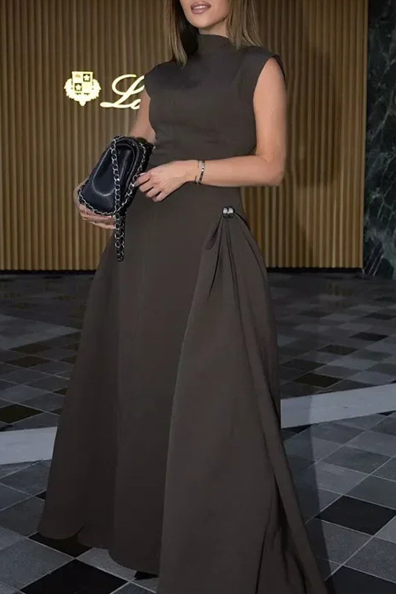 Elegantes vestidos de línea A con cuello alto fruncido