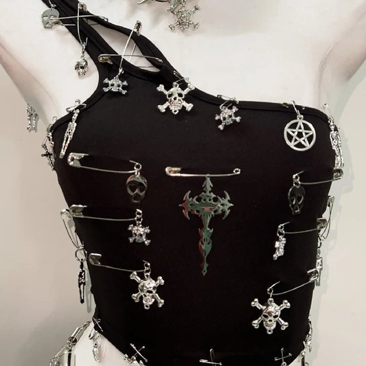 One shoulder cross applique backless top | Festival Outfits Women