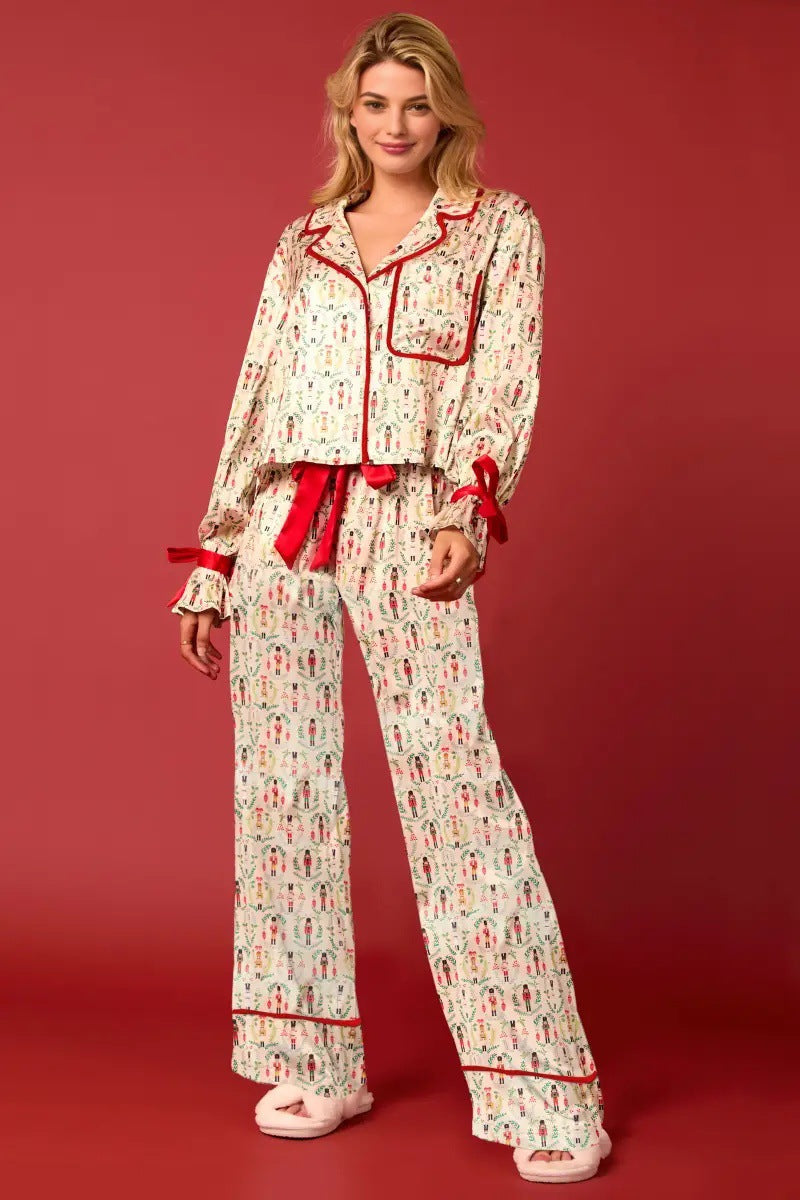 Conjunto largo de pijama con personajes navideños Sprint