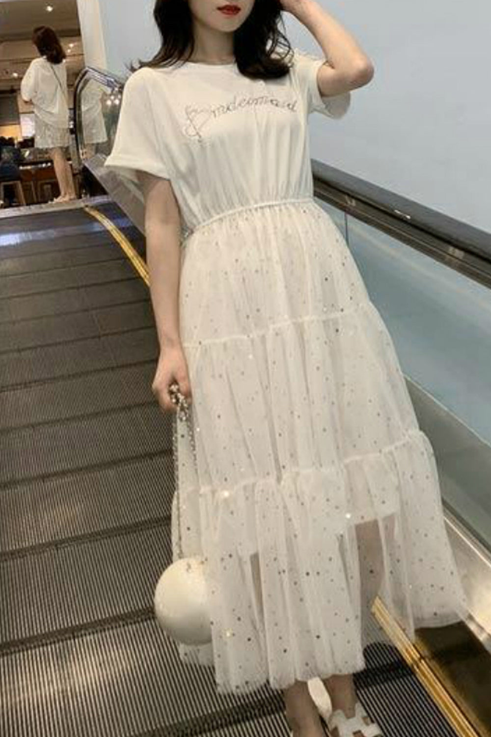 Loose O-Neck Casual Mesh Sequined Dress