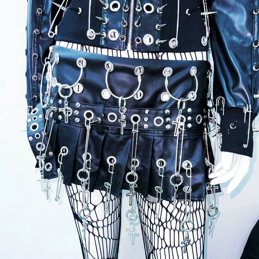 Zip-up o ring long sleeve rivet applique top | Festival Outfits Women