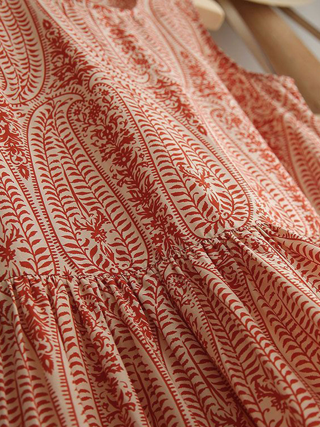 Julia Vintage Crew Neck Printed Sleeveless Dress