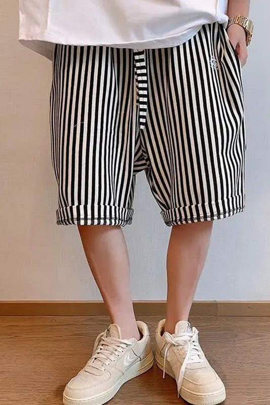 Vertical Striped Pattern Loose Shorts Men Pants