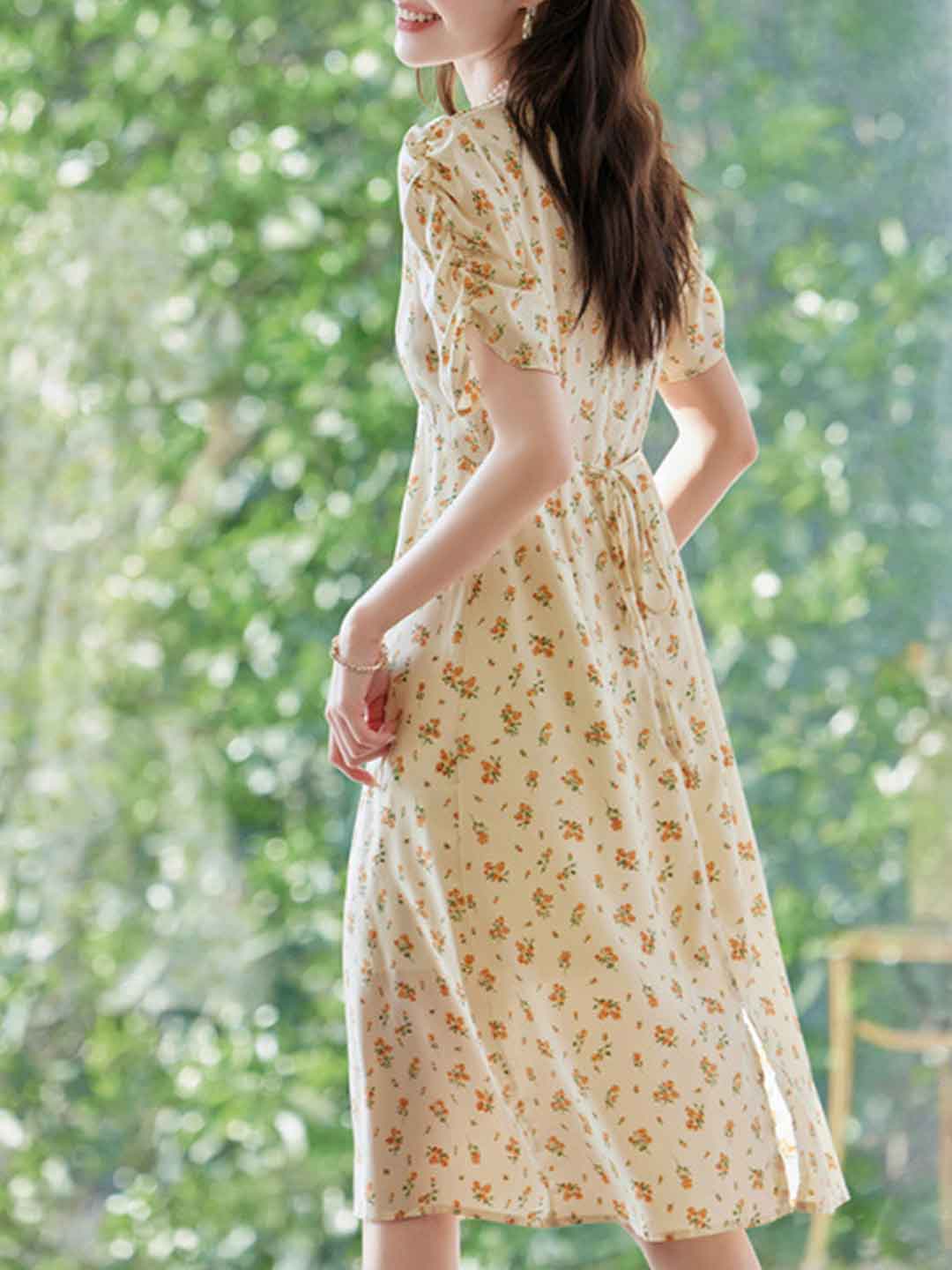 Zoey Elegant V-Neck Floral Printed Dress