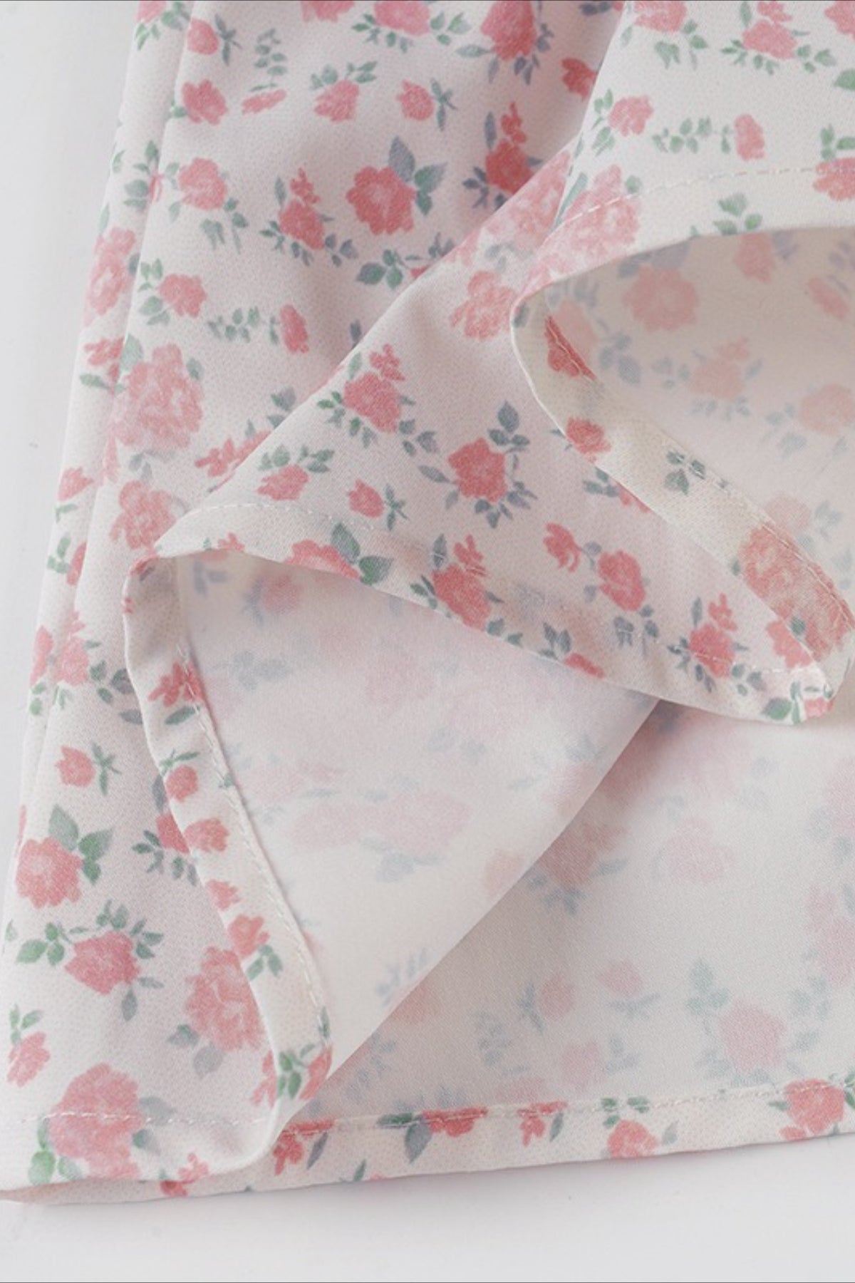 Sweet Floral V Neck Backless Crop Top
