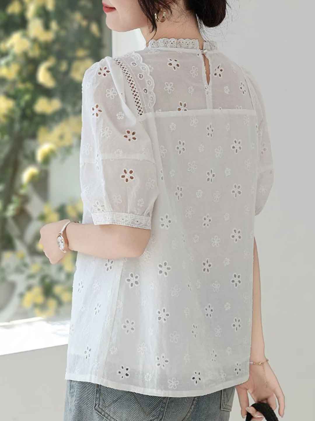 Isabelle Loose Auricular Puff Sleeve Hollowed Blouse