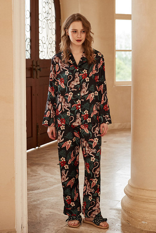 Conjunto de ropa de estar por casa de manga larga con estampado floral y de jaguar