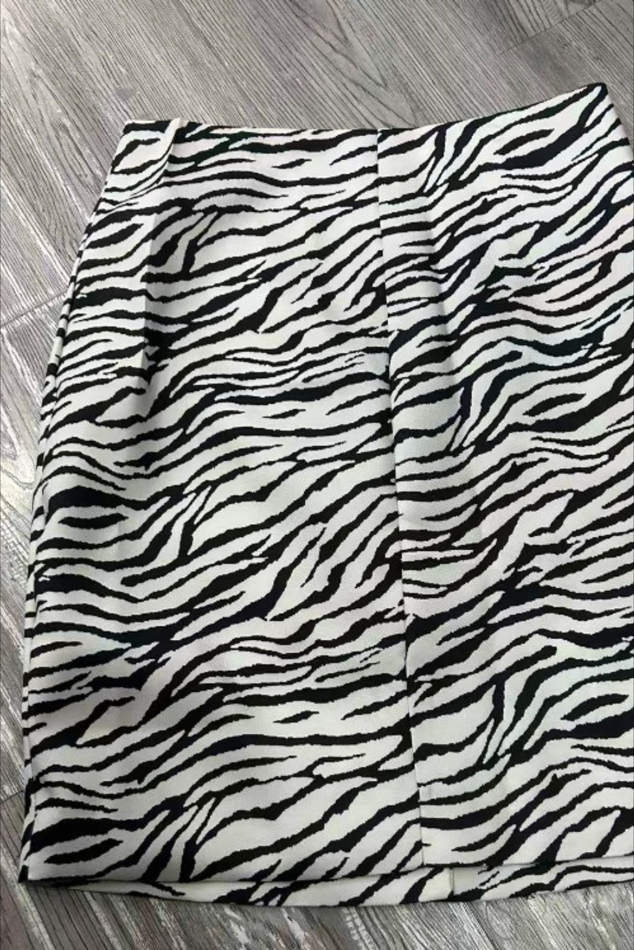 V Neck Zebra Print Two Piece Blazer Skirt Set