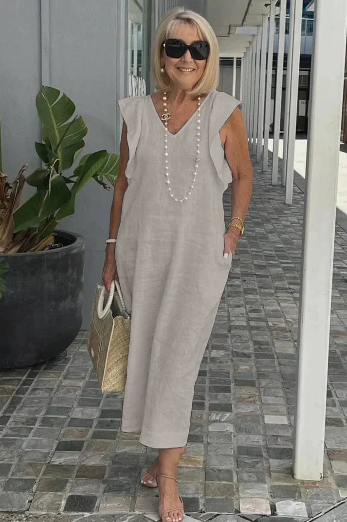 Chic Maxi Dress with V-Neck | Great for Everyday Wear