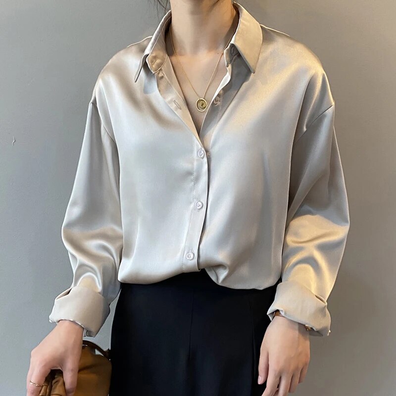 Blusa elegante de satén con botones y manga larga para mujer | Ideal para primavera/verano