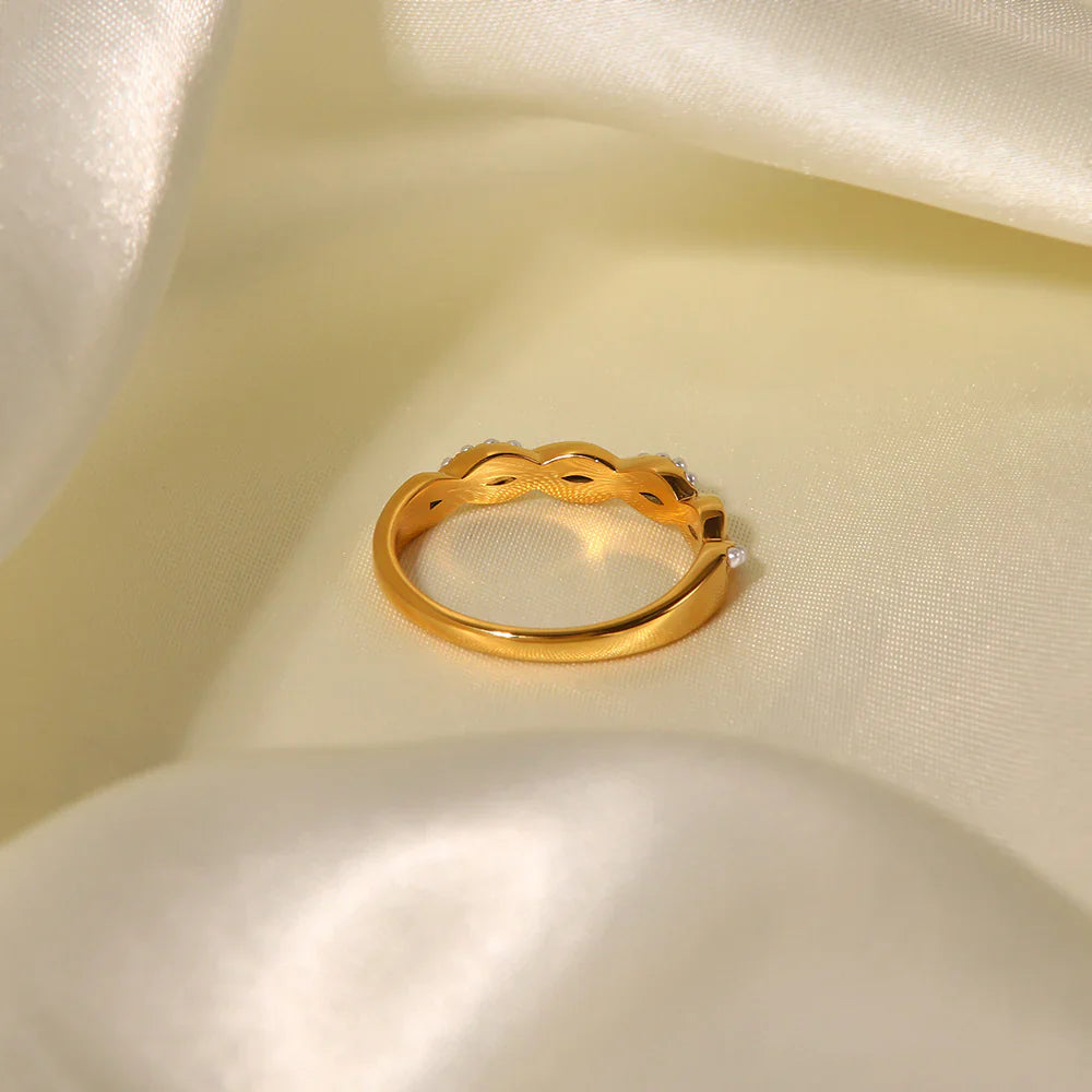 Felicienne Pearl Ring
