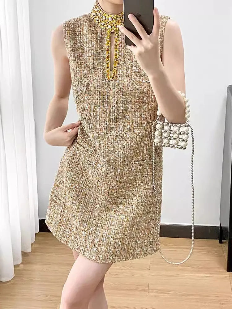 Elegant Tweed Beaded Stand Vest Dress Fashion Gold Hollowed Out Sleeveless Short Dresses Women 2025 New Spring Summer A8299