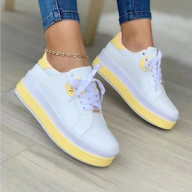 Zapatillas deportivas con cordones y detalles dorados para mujer | Ideales para cualquier temporada