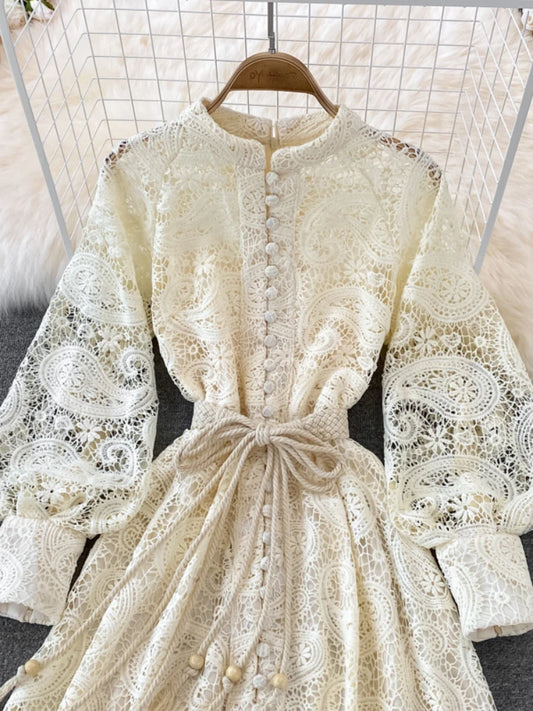 Vintage Court Style Lace Dress Women Elegant Hollowed Out Lantern Long Sleeve Slim Party Dresses Ladies Beige Black Long Robe