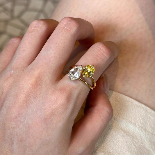 Colorfast Two Tone Diamond Index Ring