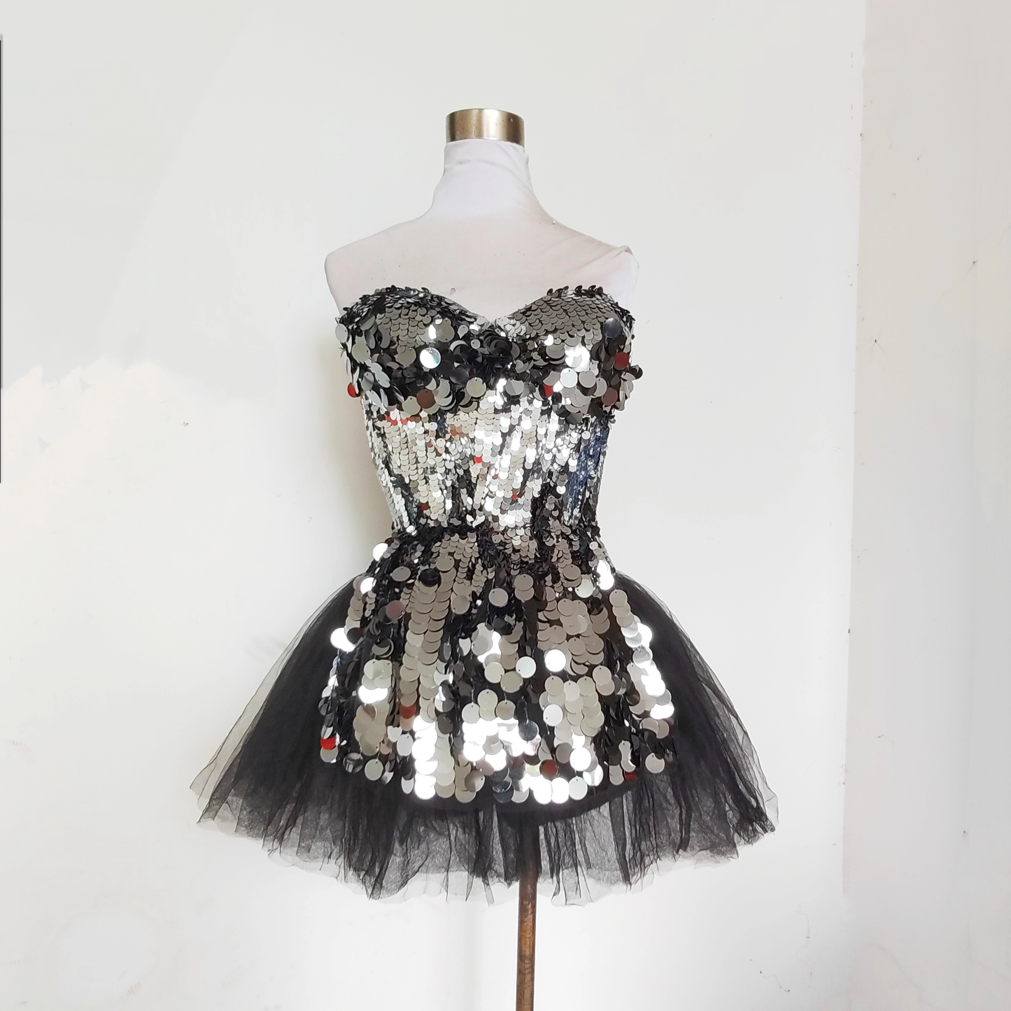 Sweetheart neck glitter mesh mini dress | Festival Outfits Women