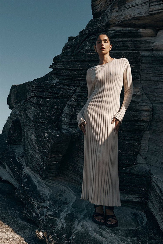 Vestido largo de punto con ribete acampanado Antonia
