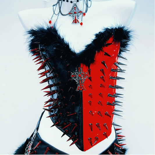 Sweetheart neck fluffy rivet applique contrast top | Festival Outfits Women