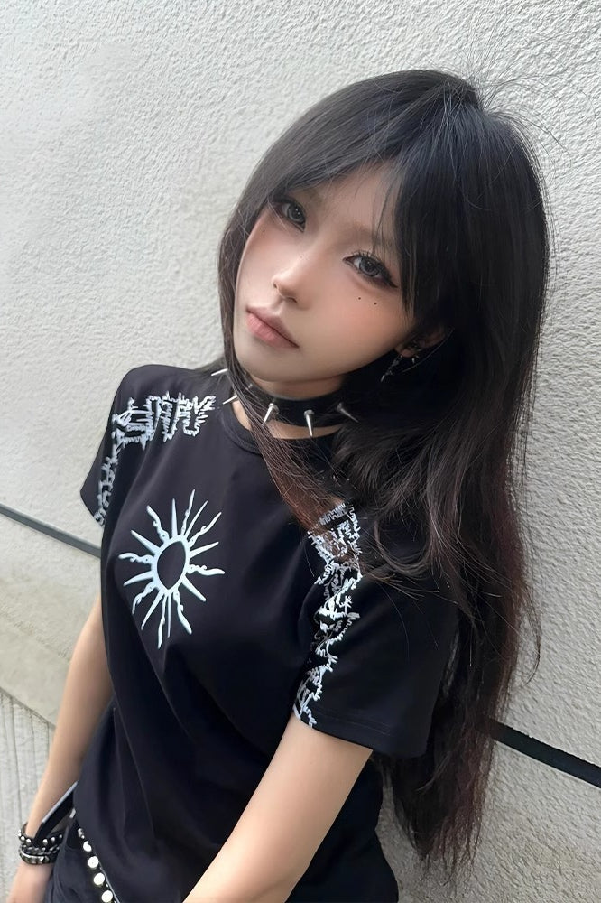 Retro Slim Fit Alt-Girl Short Sleeve T-shirt