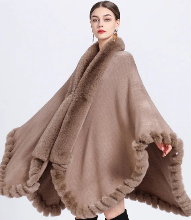 Oversize Long Knitted Cloak