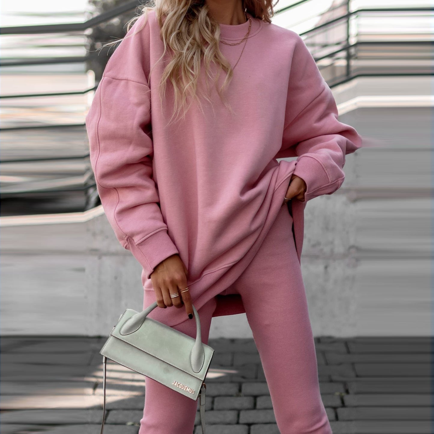 Conjunto informal de dos piezas con top y pantalón holgados de manga larga y cuello redondo de color liso para mujer