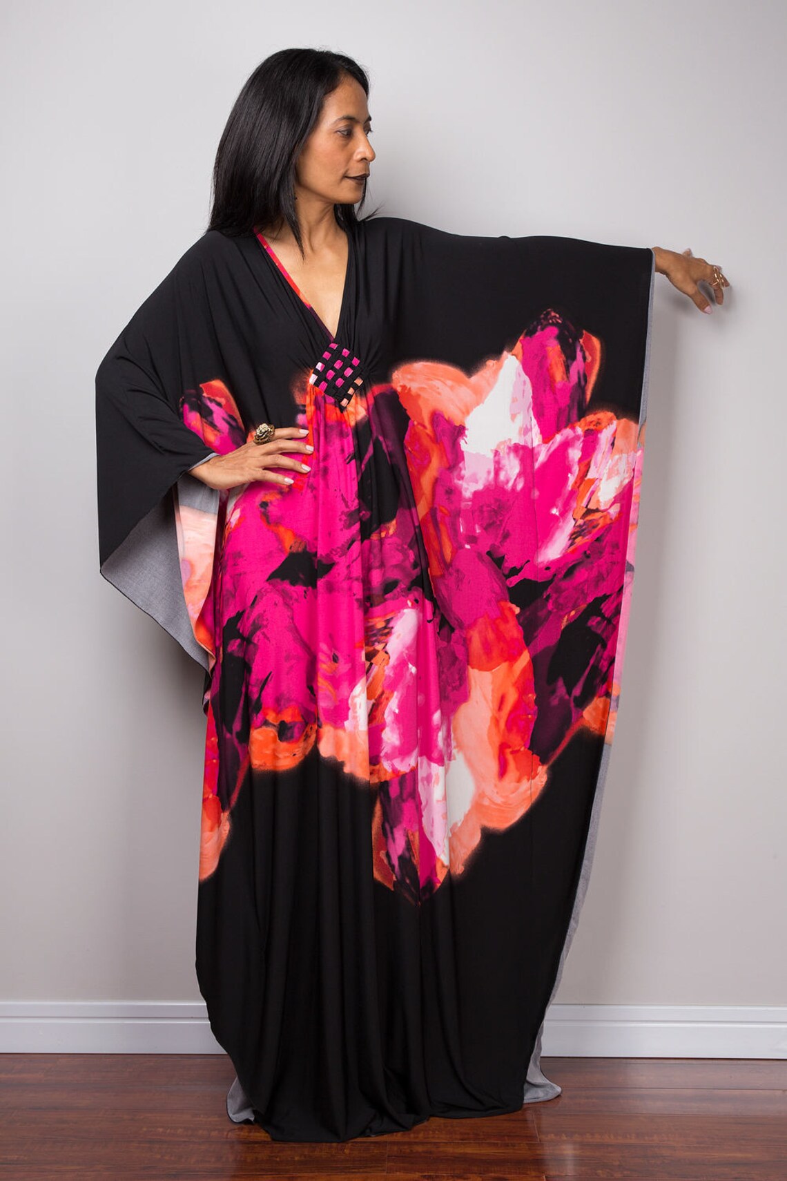 Traje de baño largo con estampado floral a rayas y protección solar para mujer