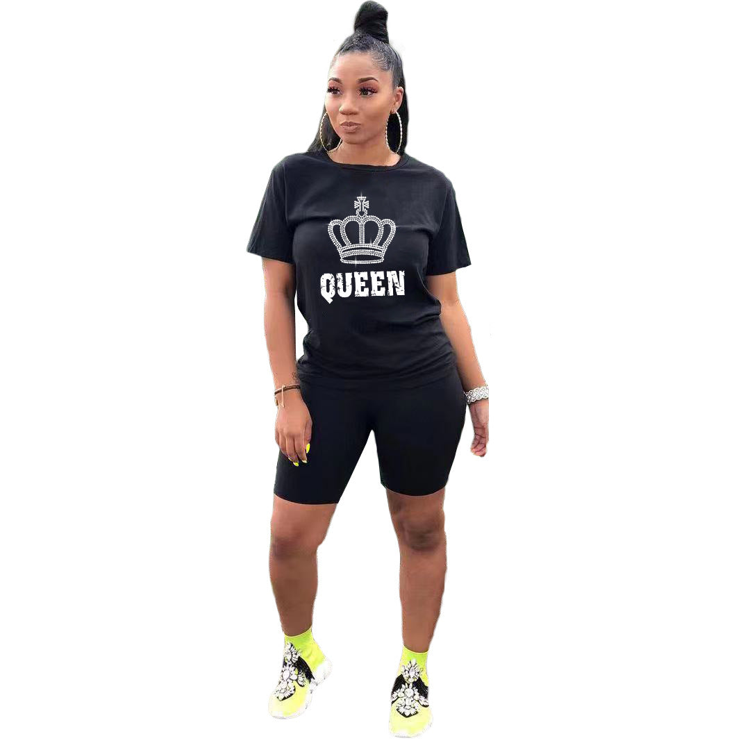 Conjunto deportivo informal de dos piezas para mujer: camiseta de manga corta con cuello redondo y pantalones cortos de color liso