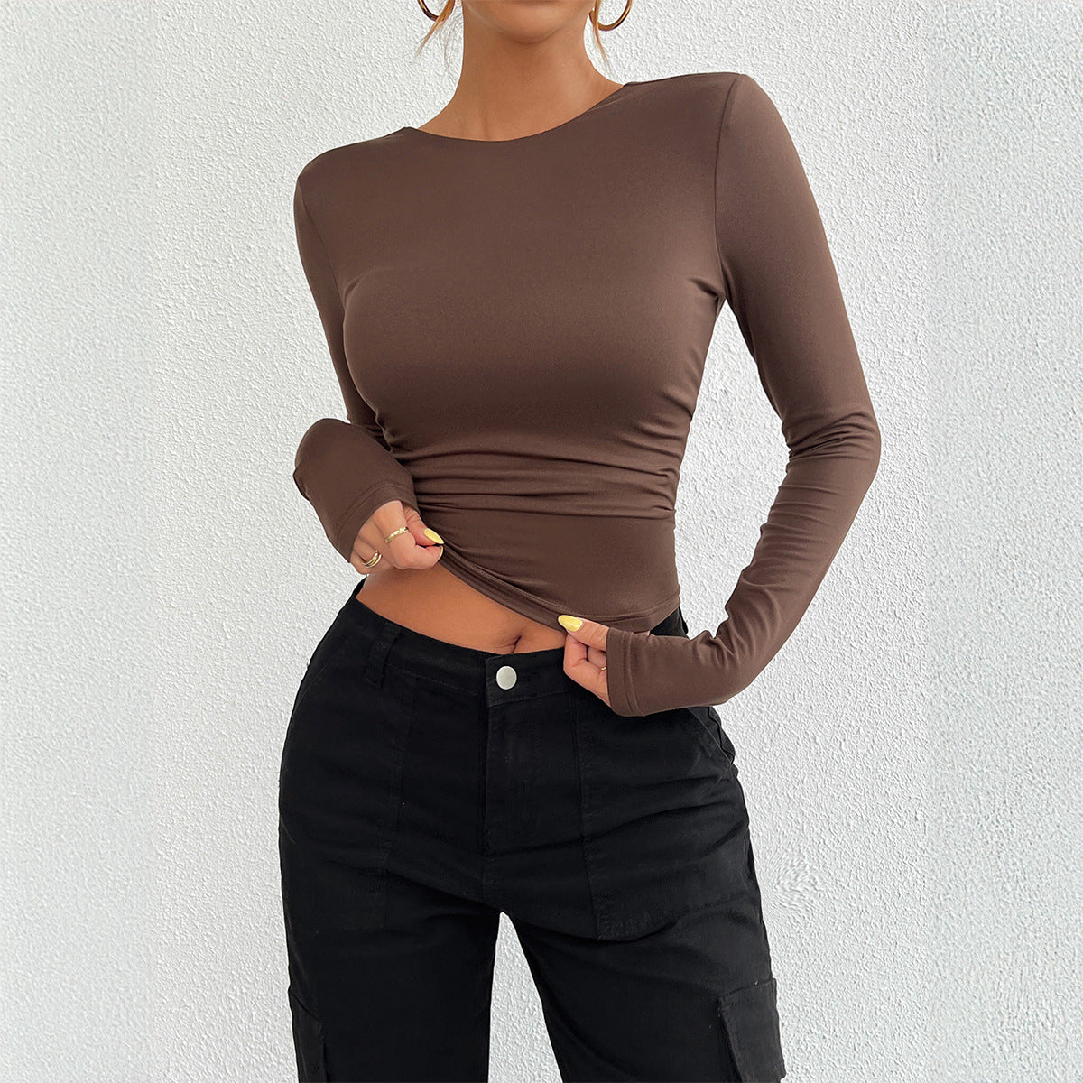 Camiseta informal de manga larga con cuello redondo y espalda descubierta para mujer
