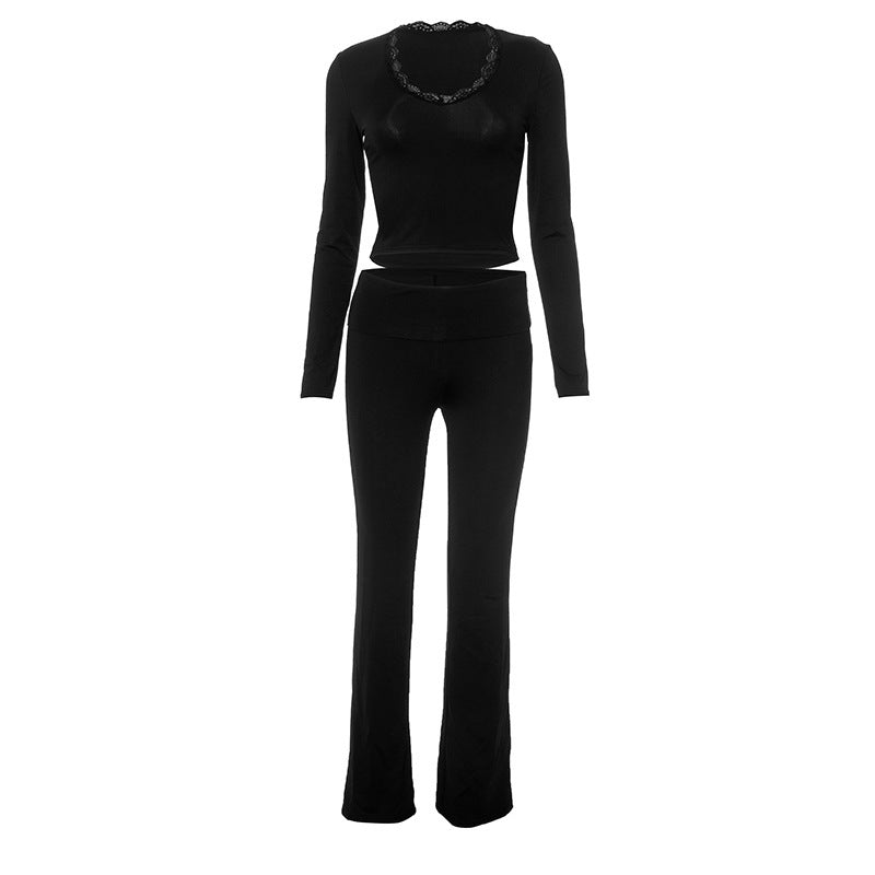 Conjunto de dos piezas formado por top corto, pantalón y manga larga, cuello en V y cintura alta, informal, para mujer