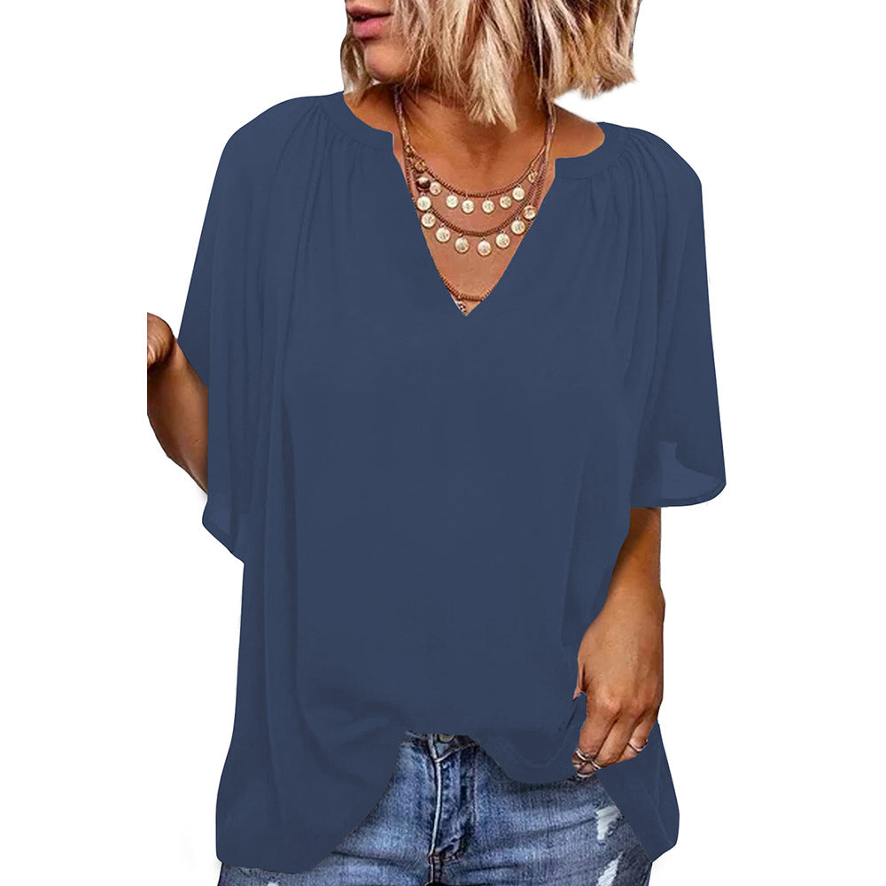 Blusa informal holgada de color liso con cuello en V y volantes de manga corta para mujer