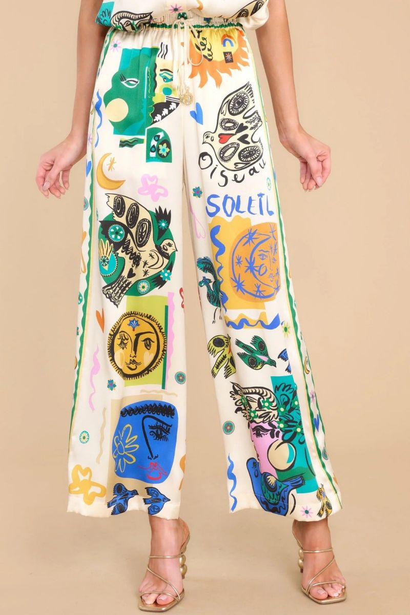 Conjunto de camisa y pantalón extragrande con estampado marfil