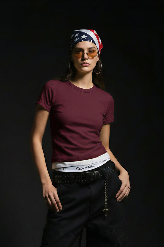 Minimalist Solid Crew Neck Slim Crop T-shirt