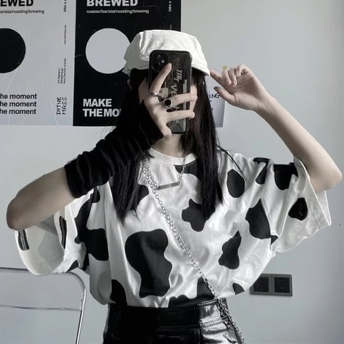 Cute Cow Anime Print Oversized Loose Short Sleeve T-shirt Punk Goth Aesthetic Casual Summer E-Girl Kawaii Korean Japanese Harajuku Streetwear