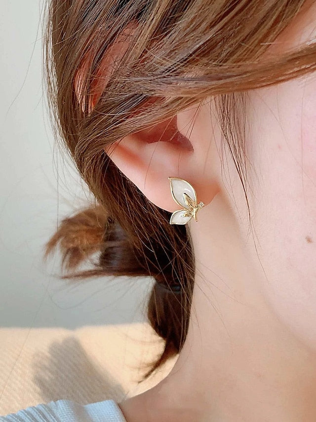 1 Pair Stud Earrings For Birthday Street Daily Alloy Classic Animal for Women