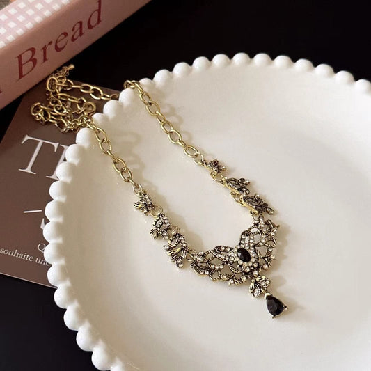 Butterfly pendant rhinestone necklace | Festival Outfits Women