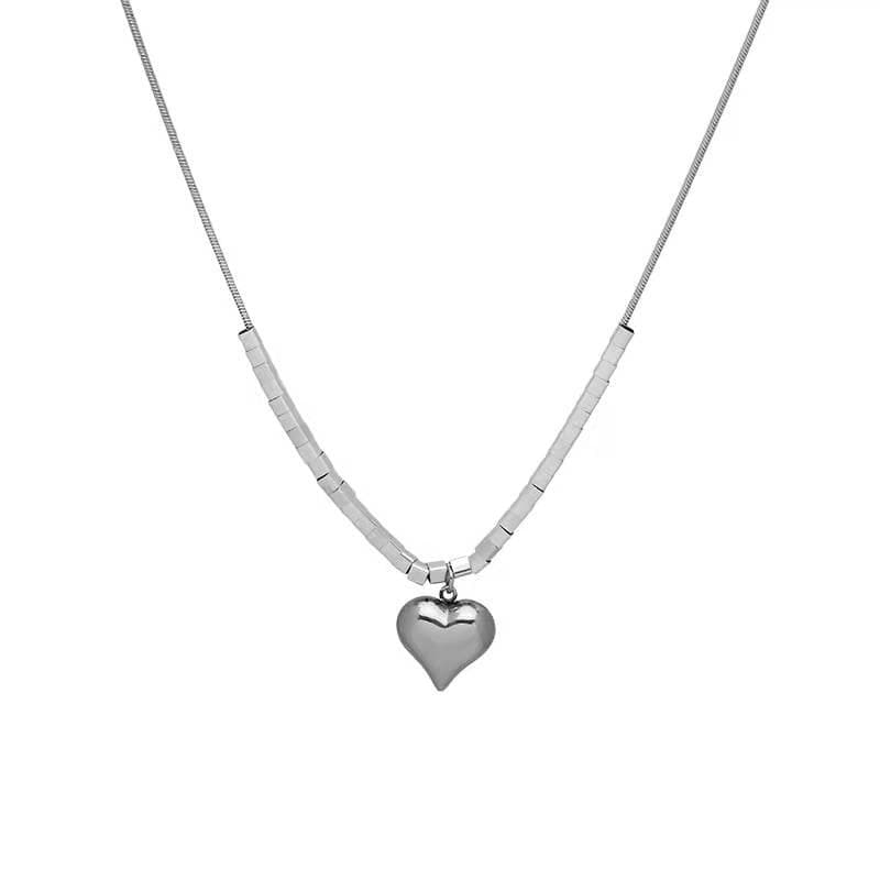 Heart pendant beaded metal chain necklace | Festival Outfits Women