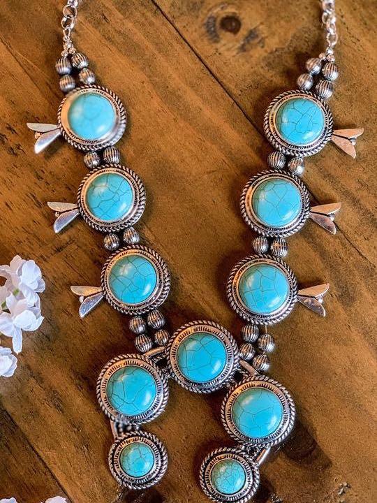 Linda Vibes Silver Turquoise Necklace for Women