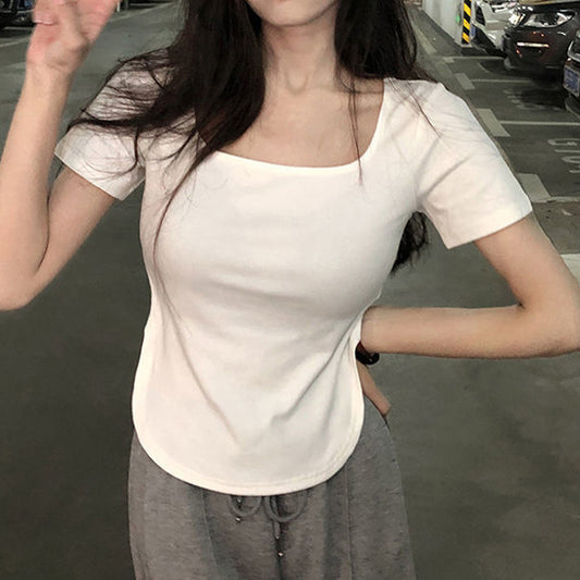 Camiseta informal de manga corta irregular con cuello en U y color liso para mujer